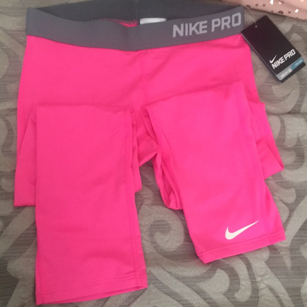 Girls XL Nike Dri-fit Capris